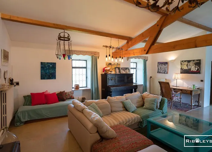 Country house Riboleys - Mas Provencal Avec Piscine Privee Forcalquier