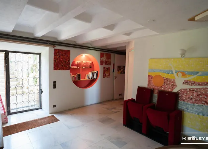 Country house Riboleys - Mas Provencal Avec Piscine Privee Forcalquier